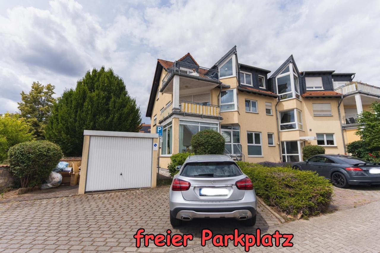 In Den Weinbergen Bei Mainz - Mit 2x Doppelzimmern, 1x Grosses Wohnzimmer, Bad & Kueche Apartment
